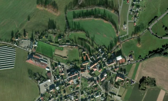 Kostel svatého Mikuláše ve Vacově – letecký pohled