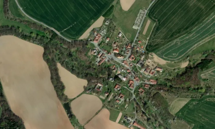 kostel svatého Ondřeje (Roubanina) – letecký pohled