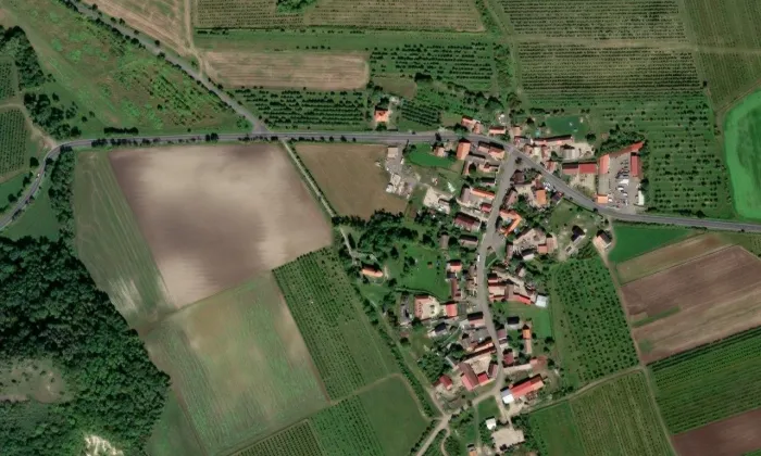 Kostel svatého Petra a Pavla (Želkovice) – letecký pohled