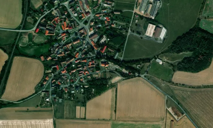 Kostel svatého Petra a Pavla (Horní Újezd) – letecký pohled