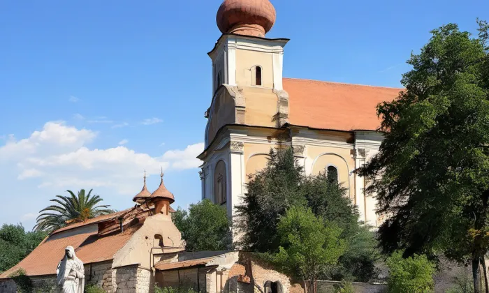 Kostel svatého Petra a Pavla (Jeníkov) – historical