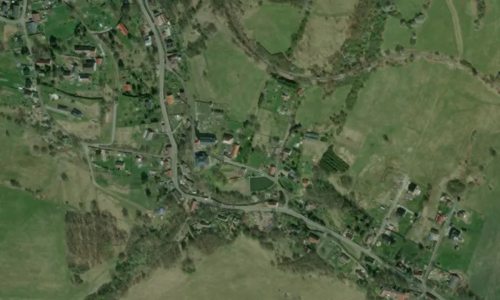 Kostel svatého Petra a Pavla (Volfartice) – letecký pohled