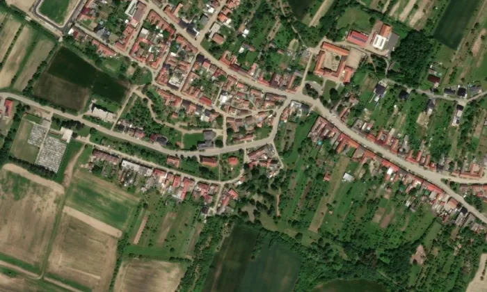 kostel svatého Václava (Domanín) – letecký pohled