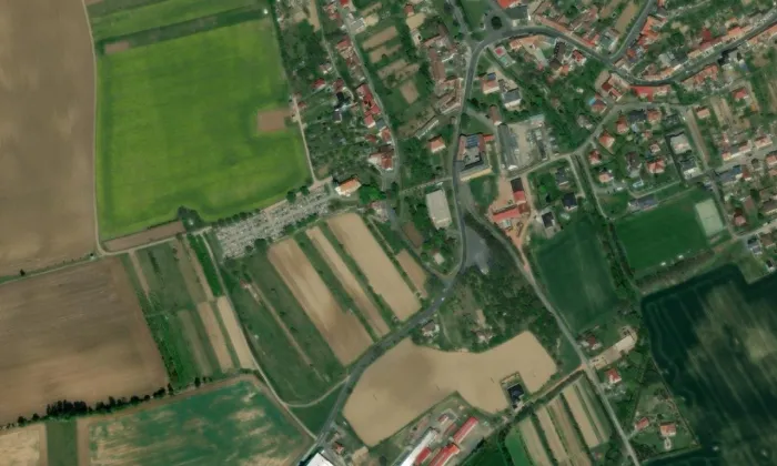 kostel svatého Václava (Kostelec) – letecký pohled