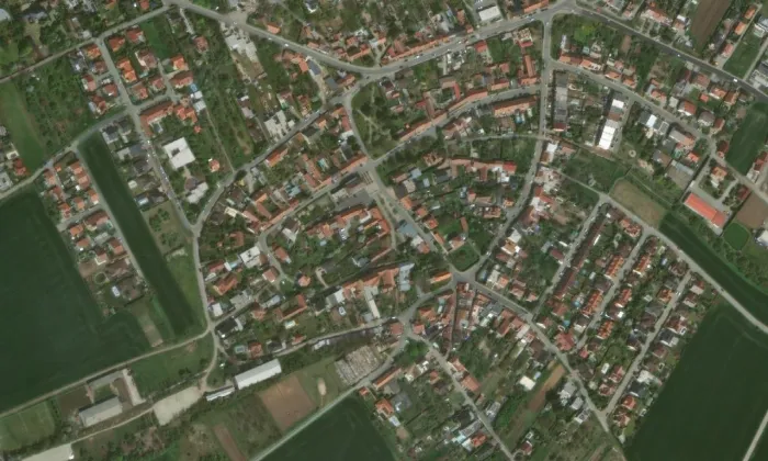 kostel svatého Václava (Moravany) – letecký pohled