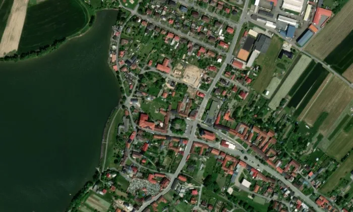 kostel svatého Václava (Nové Veselí) – letecký pohled