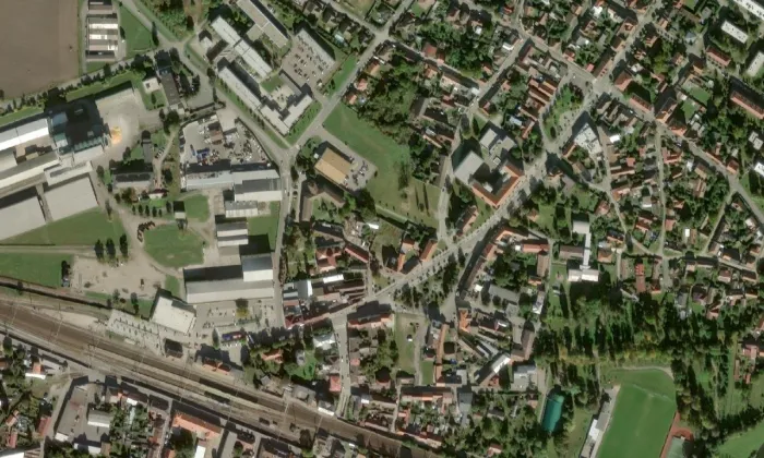 Kostel svatého Václava (Pečky) – letecký pohled