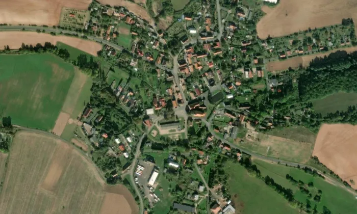 Kostel svatého Václava (Velká Černoc) – letecký pohled