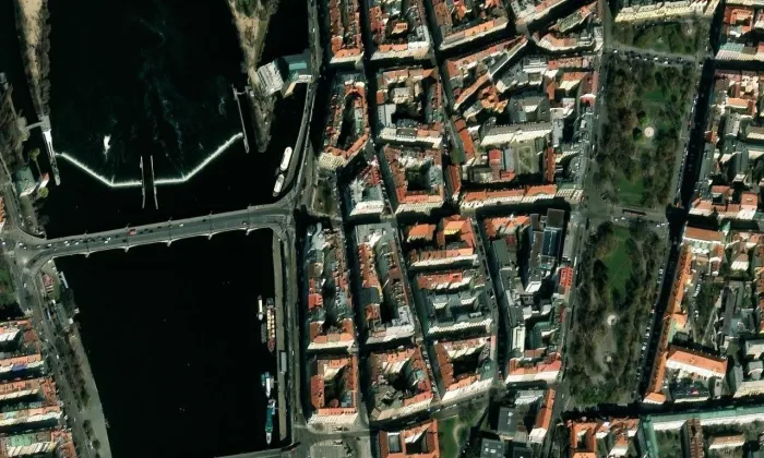 Kostel svatého Václava na Zderaze – letecký pohled