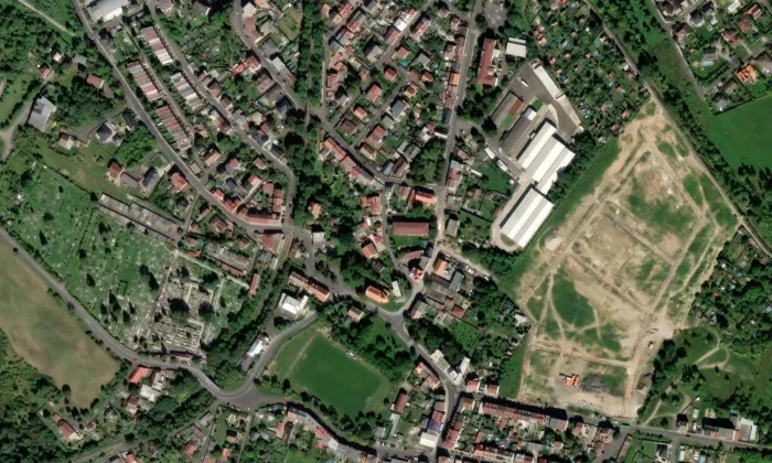Kostel svatého Valentina (Novosedlice) – letecký pohled