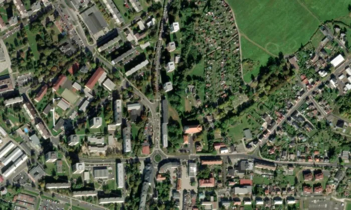 Kostel svatého Vavřince (Chodov) – letecký pohled