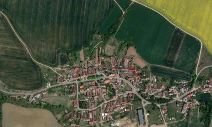 Kostel svatého Vavřince (Korolupy) – letecký pohled
