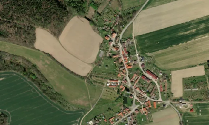 kostel svatého Vavřince (Kostelec) – letecký pohled