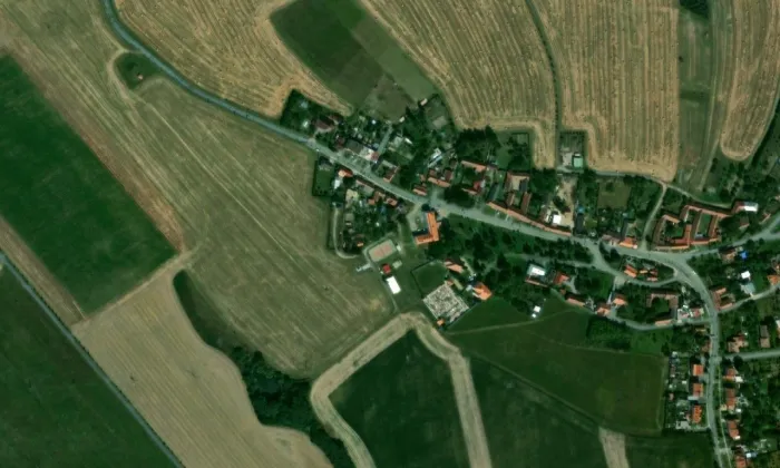 Kostel svatého Vavřince (Krásensko) – letecký pohled