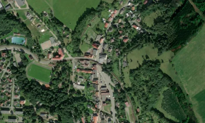 Kostel svatého Vavřince (Teplice nad Metují) – letecký pohled