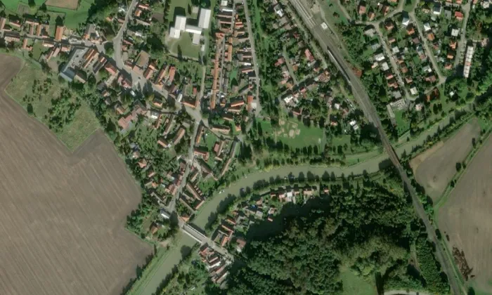 Kostel svatého Vojtěcha (Libice nad Cidlinou) – letecký pohled
