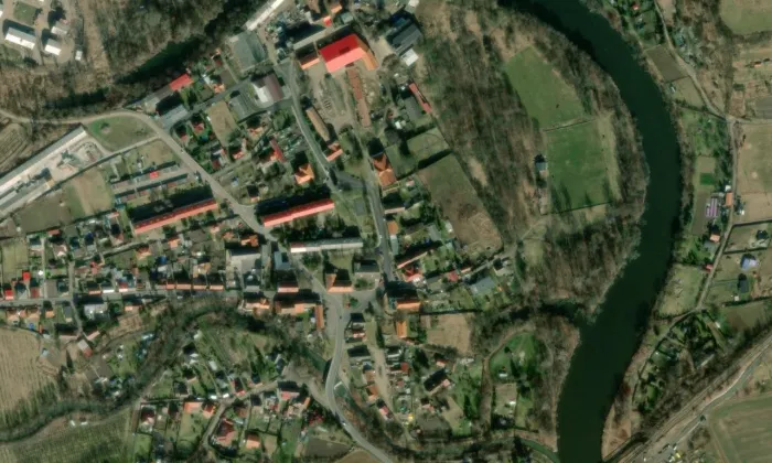 kostel Všech svatých (Libočany) – letecký pohled