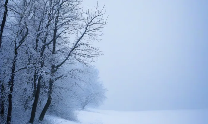 Kostel Všech svatých (Slivenec) – winter
