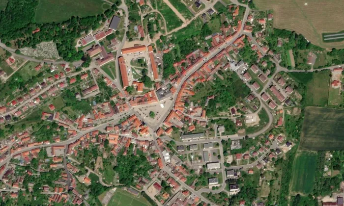 Kostel Zvěstování Panny Marie (Vlachovo Březí) – letecký pohled