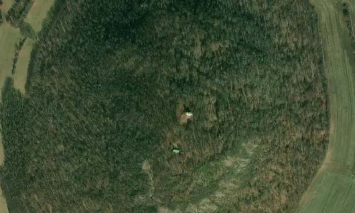 Rotunda svatého Jiří – letecký pohled