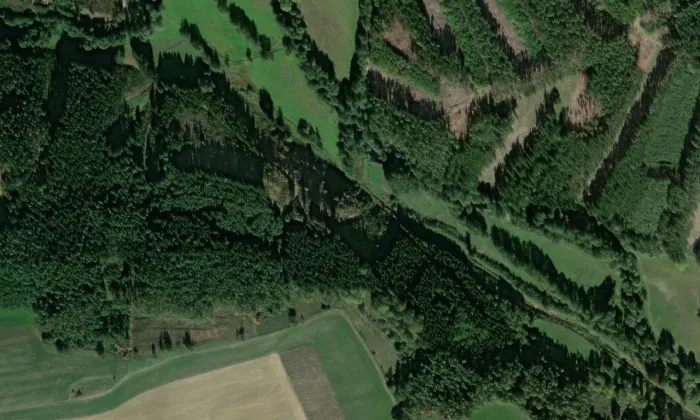 Sviňomazský hrádek – letecký pohled