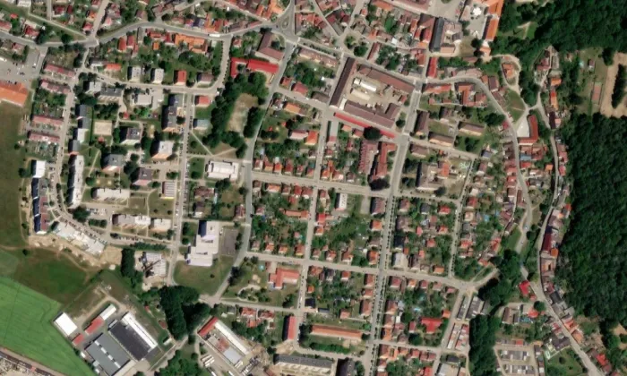 Synagoga v Kamenici nad Lipou – letecký pohled