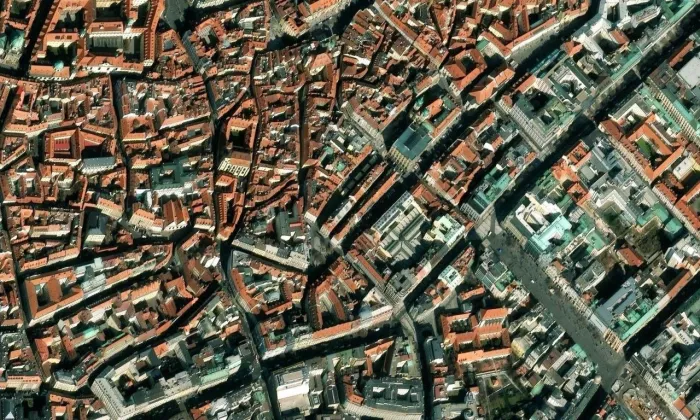 V kotcích – letecký pohled