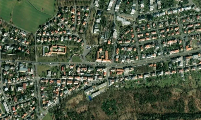Velká hospoda na Bílé Hoře – letecký pohled