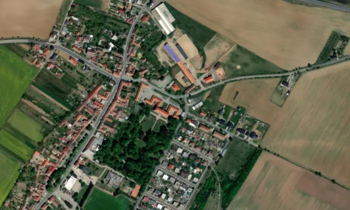 zámek Dukovany – letecký pohled
