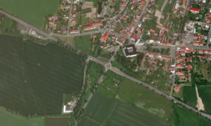 zámek Hustopeče nad Bečvou – letecký pohled