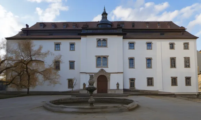 zámek Hustopeče nad Bečvou – historical