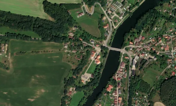 zámek Koloděje nad Lužnicí – letecký pohled