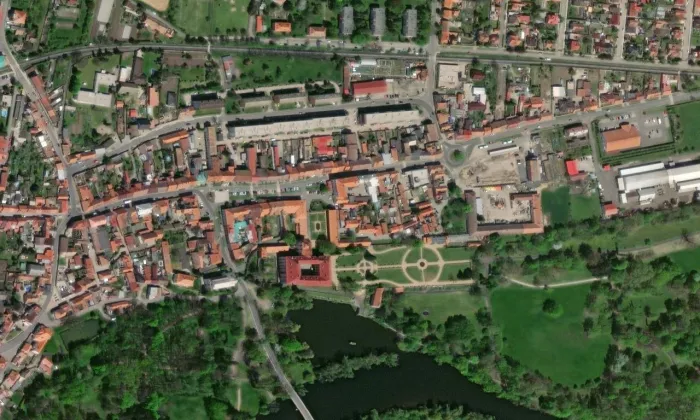 zámek Libochovice – letecký pohled