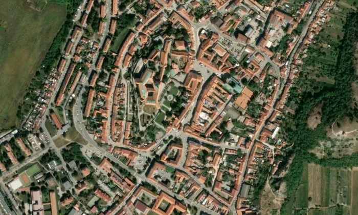 Zámek Mikulov – letecký pohled