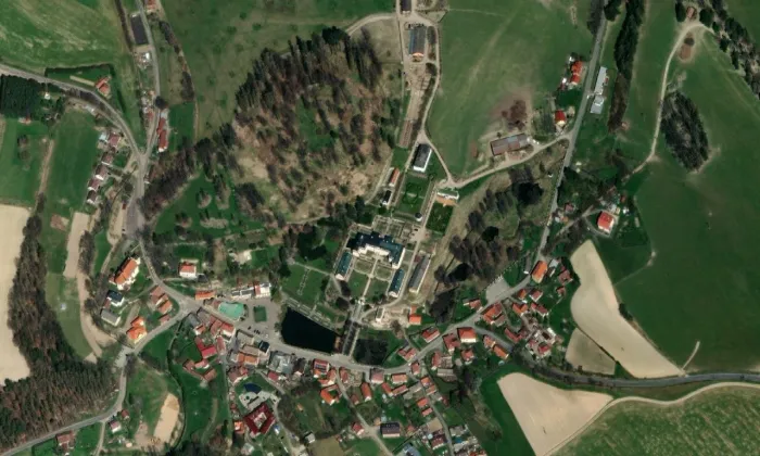 Zámek Nové Hrady – letecký pohled