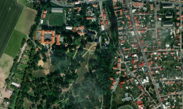 zámek Slatiňany – letecký pohled
