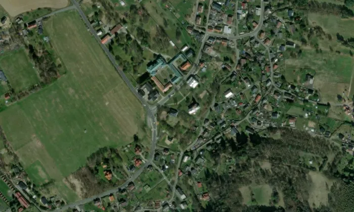 zámek Sloup v Čechách – letecký pohled