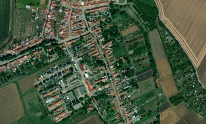 zámek Vážany nad Litavou – letecký pohled