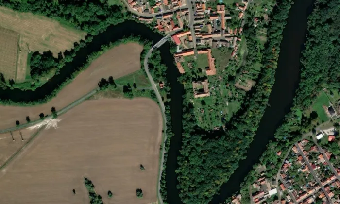zámek Vršovice – letecký pohled