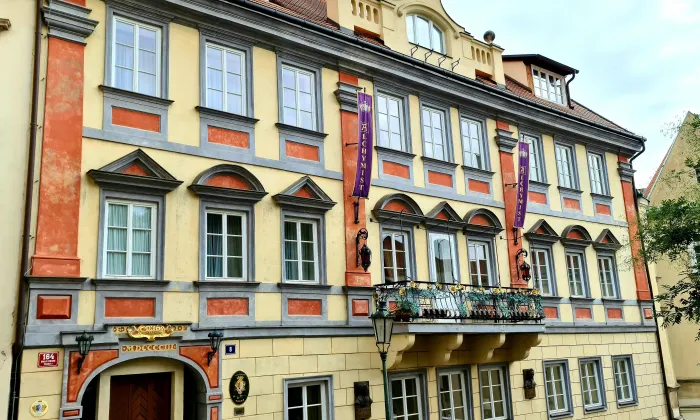 Aueršperský palác v Praze