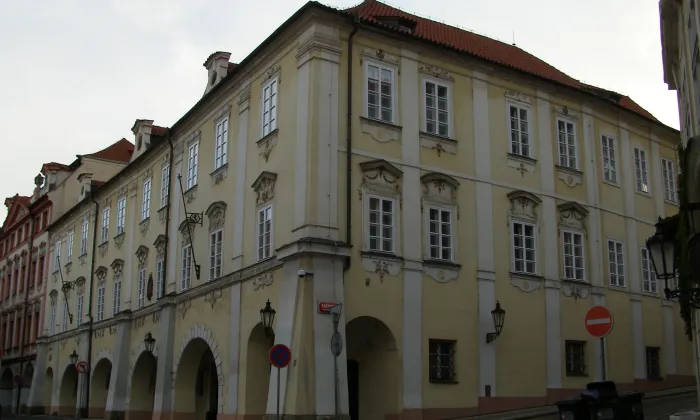 Aueršperský palác v Praze