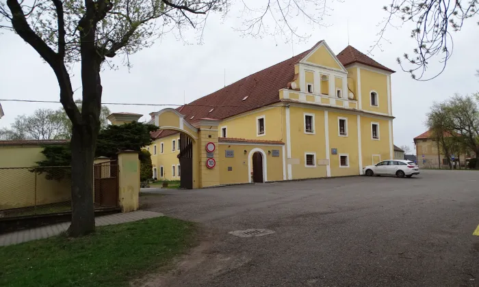 Starý a Nový zámek Kolešovice