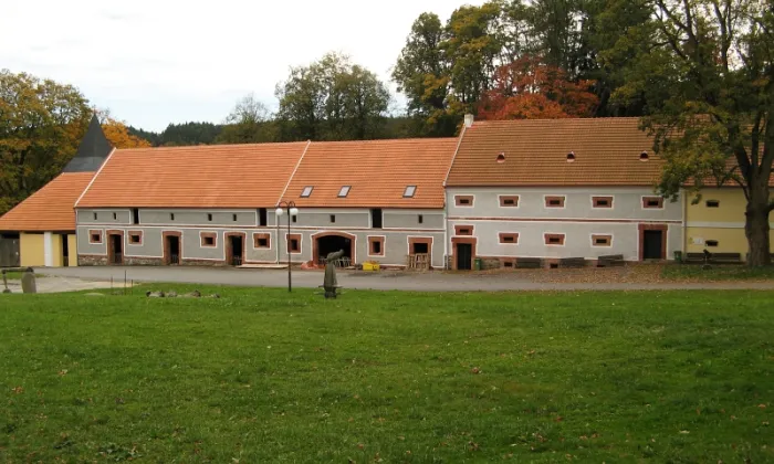 Zámek Těchobuz