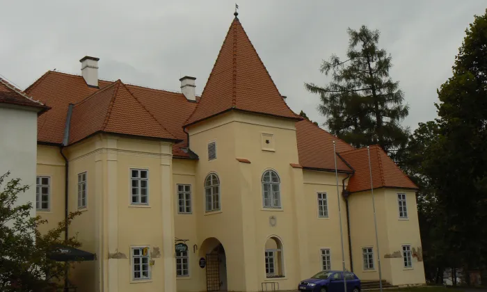 zámek Kněžice (Kněžice)