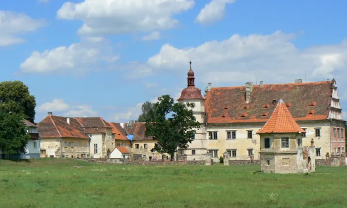 zámek Červené Poříčí