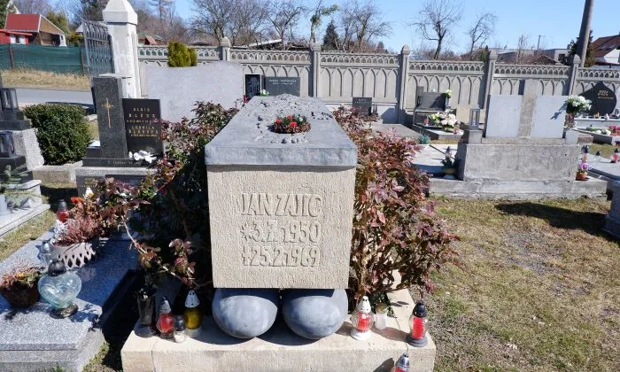 Náhrobek Jana Zajíce