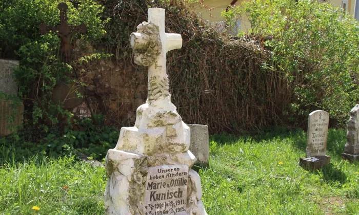 Kostel Archanděla Michaela (Hrozová)