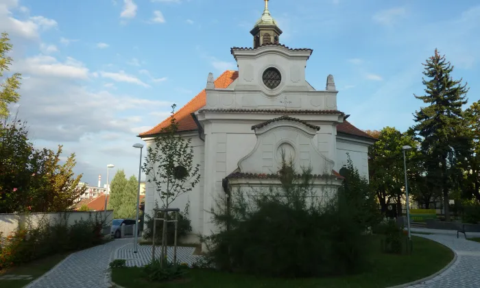 Kostel Narození Panny Marie (Praha 4)