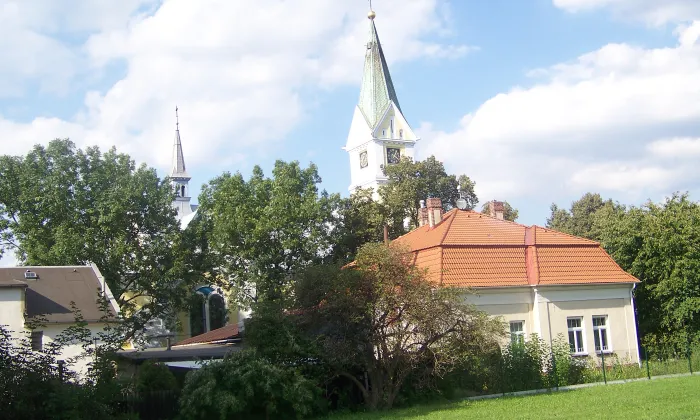 Kostel Panny Marie, královny posvátného růžence