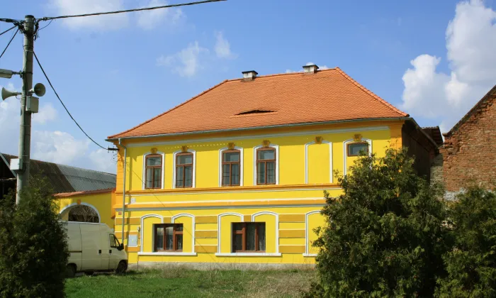 Kostel Povýšení svatého Kříže (Vrbno)